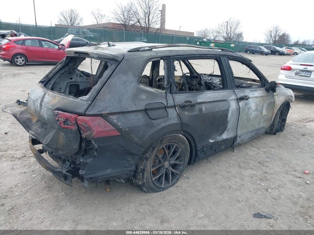 3VV0B7AX2MM151540 Volkswagen Tiguan 2.0t S