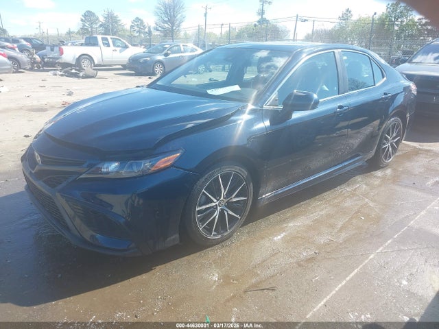 44630001 :رقم المزاد ، 4T1G11AK0MU446810 vin ، 2021 Toyota Camry Se مزاد بيع