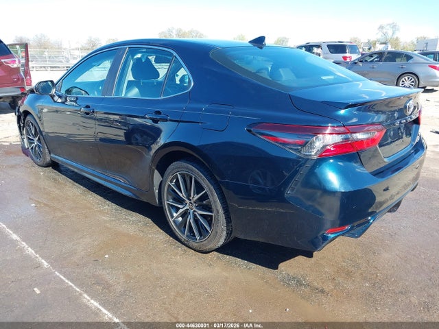 44630001 :رقم المزاد ، 4T1G11AK0MU446810 vin ، 2021 Toyota Camry Se مزاد بيع