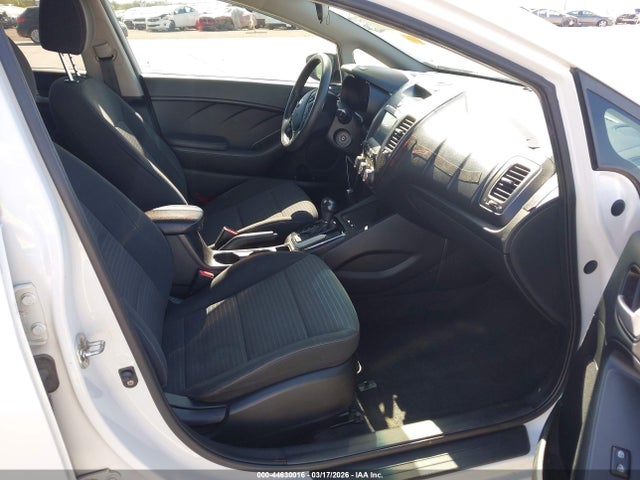 KIA FORTE LX 2018 3KPFL4A76JE201396 Image 5