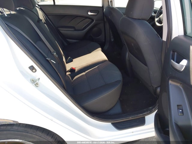 KIA FORTE LX 2018 3KPFL4A76JE201396 Image 8