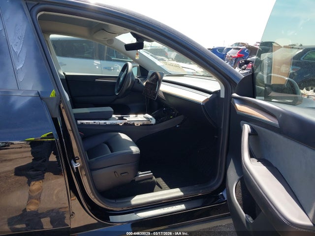 Aukcja sprzedaży 2024 Tesla Model Y Long Range Single Motor Rear-wheel Drive/rwd, vin: 7SAYGDED6RF010437, numer aukcji: 44630029