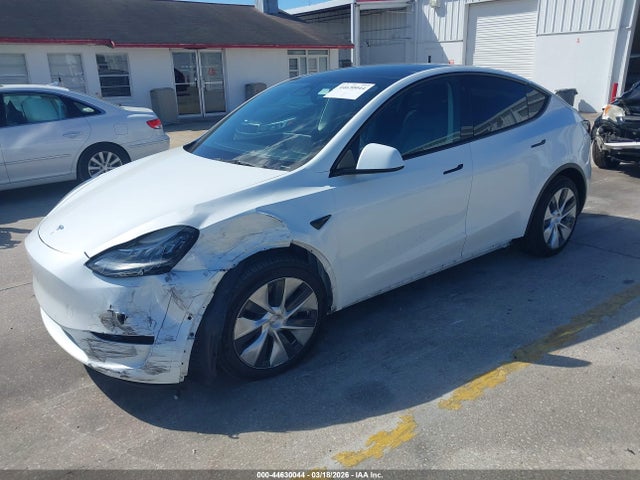 Продаж на аукціоні авто 2022 Tesla Model Y Long Range Dual Motor All-wheel Drive, vin: 7SAYGDEE9NF327972, номер лоту: 44630044