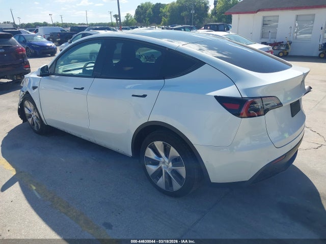 Продаж на аукціоні авто 2022 Tesla Model Y Long Range Dual Motor All-wheel Drive, vin: 7SAYGDEE9NF327972, номер лоту: 44630044