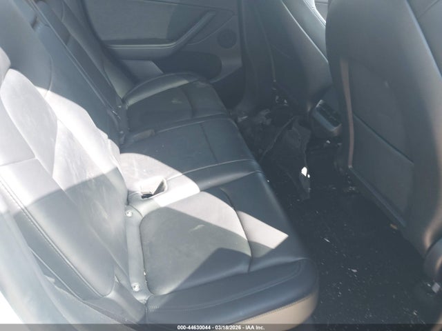 Продаж на аукціоні авто 2022 Tesla Model Y Long Range Dual Motor All-wheel Drive, vin: 7SAYGDEE9NF327972, номер лоту: 44630044