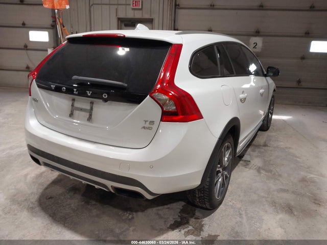 2015 VOLVO V60 CROSS COUNTRY YV4612HK3F1001135 Photo 3