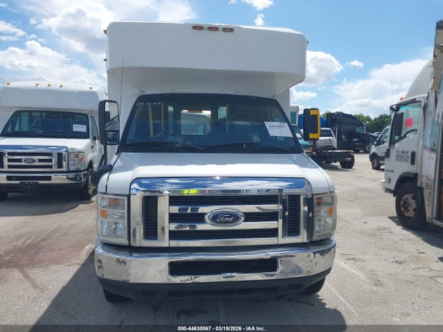 2009 Ford Bus E-350 Cutaway მანქანა იყიდება აუქციონზე, vin: 1FDEE35PX9DA92105, აუქციონის ნომერი: 44630067