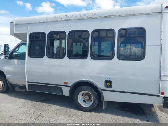 2009 Ford Bus E-350 Cutaway მანქანა იყიდება აუქციონზე, vin: 1FDEE35PX9DA92105, აუქციონის ნომერი: 44630067