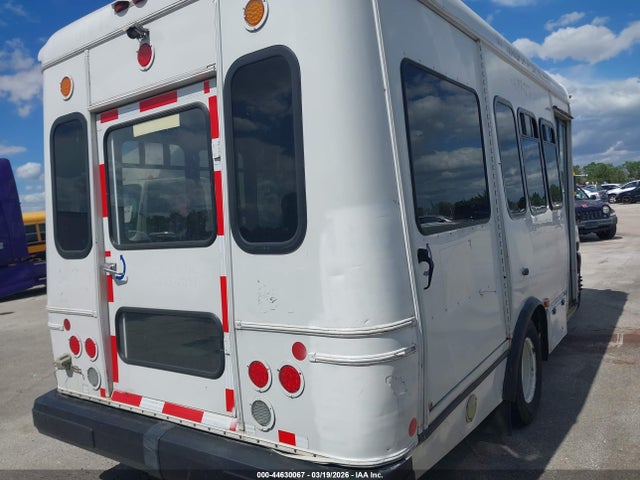 2009 Ford Bus E-350 Cutaway მანქანა იყიდება აუქციონზე, vin: 1FDEE35PX9DA92105, აუქციონის ნომერი: 44630067