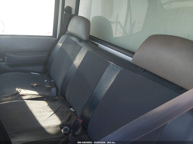 Продажа на аукционе авто 2000 Gmc Tc6h042, vin: 1GDG6H1B8YJ906829, номер лота: 44630082