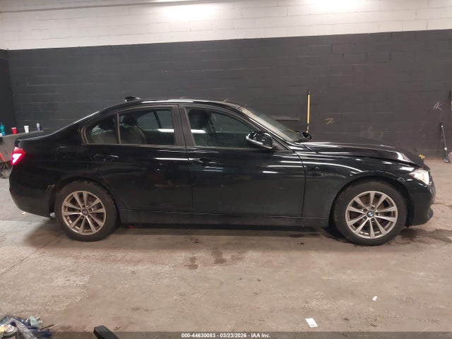 Aukcja sprzedaży 2016 Bmw 320i Xdrive, vin: WBA8E5G54GNT94034, numer aukcji: 44630083