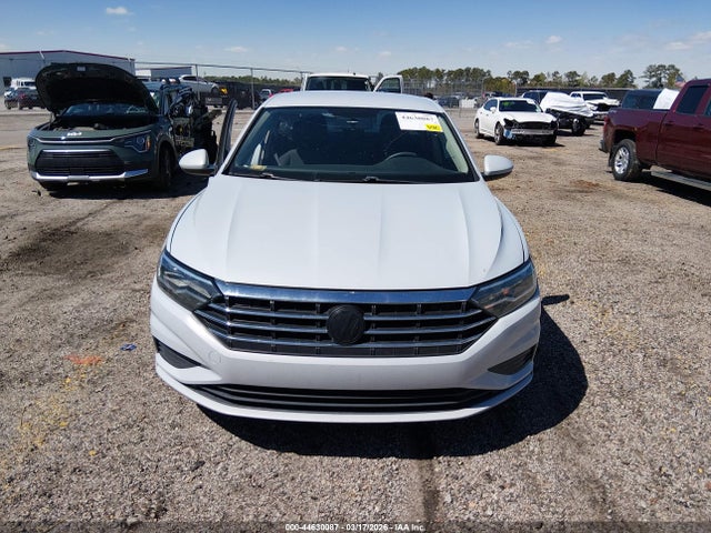 44630087 :رقم المزاد ، 3VWN57BU0KM093647 vin ، 2019 Volkswagen Jetta 1.4t S مزاد بيع
