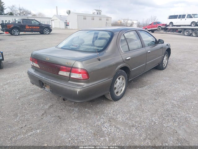 1999 Infiniti I30 Limited/standard/touring მანქანა იყიდება აუქციონზე, vin: JNKCA21A1XT757428, აუქციონის ნომერი: 44630094