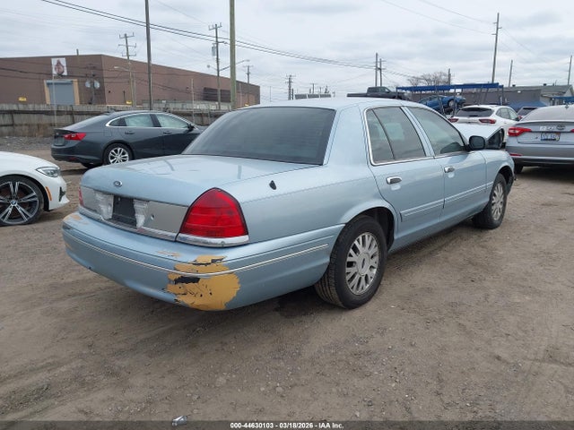 Продажа на аукционе авто 2005 Ford Crown Victoria Lx/lx Sport, vin: 2FAHP74W15X126467, номер лота: 44630103