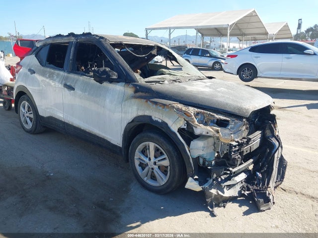 2019 NISSAN KICKS 3N1CP5CU1KL549056