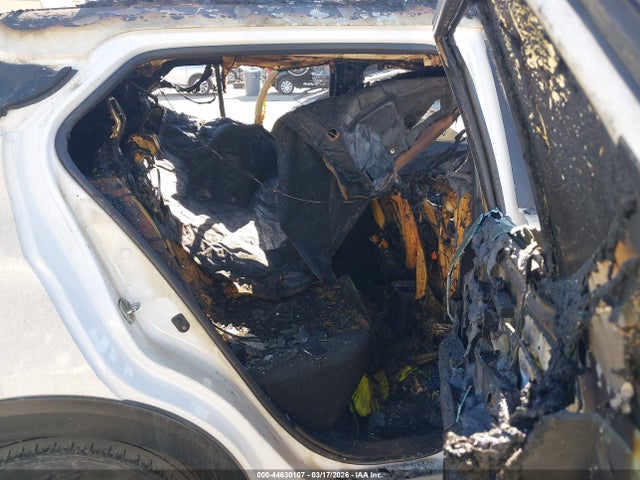 2019 NISSAN KICKS 3N1CP5CU1KL549056 Photo 7