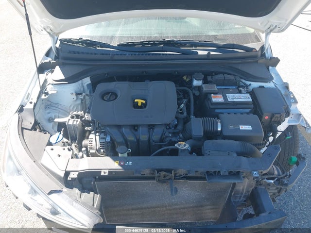 Hyundai Elantra Value Edition 2019 5NPD84LF8KH422038 Image 10