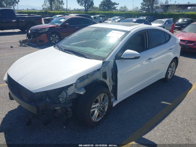 Hyundai Elantra Value Edition 2019 5NPD84LF8KH422038 Image 2