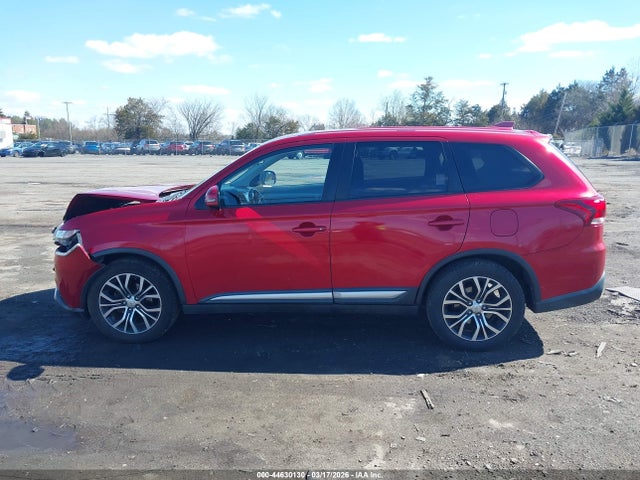 Продаж на аукціоні авто 2017 Mitsubishi Outlander Se, vin: JA4AD3A32HZ035644, номер лоту: 44630130