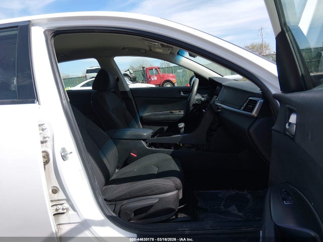 2019 Kia Optima Lx მანქანა იყიდება აუქციონზე, vin: 5XXGT4L37KG358233, აუქციონის ნომერი: 44630178