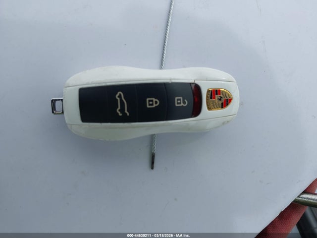 Porsche Macan T 2024 WP1AA2A52RLB03115 Image 11