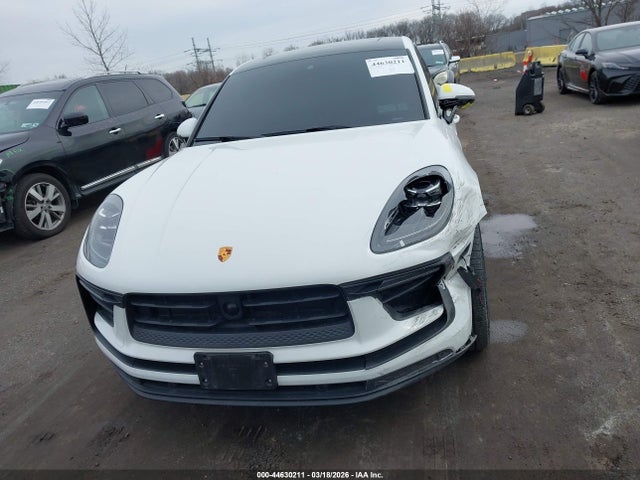 Porsche Macan T 2024 WP1AA2A52RLB03115 Image 12