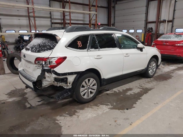 Aukcja sprzedaży 2015 Subaru Outback 2.5i Premium, vin: 4S4BSACC2F3279467, numer aukcji: 44630220