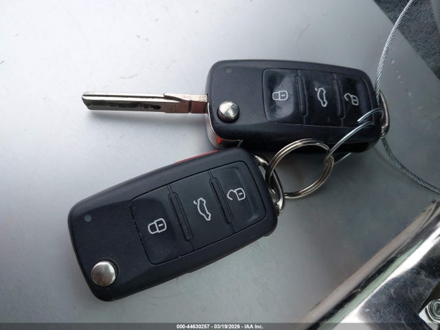 3VWD17AJ2EM300039 Volkswagen Jetta 1.8t Se