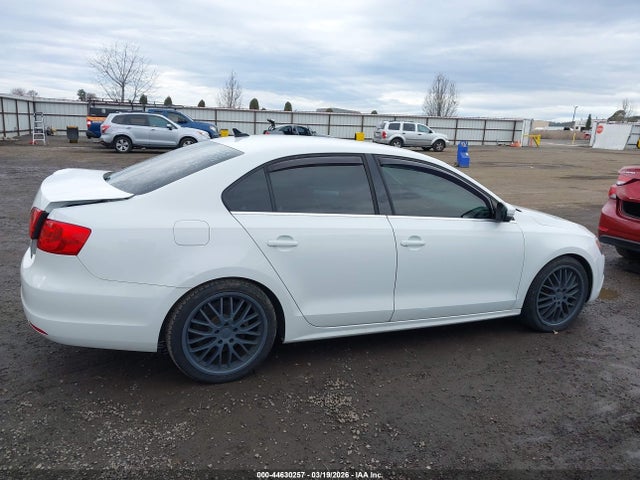 3VWD17AJ2EM300039 Volkswagen Jetta 1.8t Se