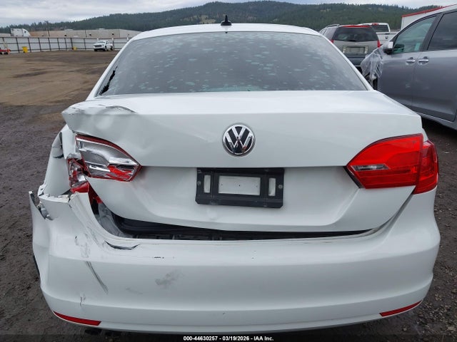 3VWD17AJ2EM300039 Volkswagen Jetta 1.8t Se