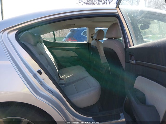 Aukcja sprzedaży 2017 Hyundai Elantra Value Edition, vin: 5NPD84LF0HH210839, numer aukcji: 44630263