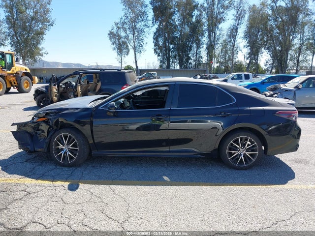 4T1G11AKXRU852651 Toyota CAMRY SE