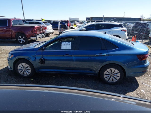 2019 Volkswagen Jetta 1.4t S მანქანა იყიდება აუქციონზე, vin: 3VWN57BU8KM217972, აუქციონის ნომერი: 44630313