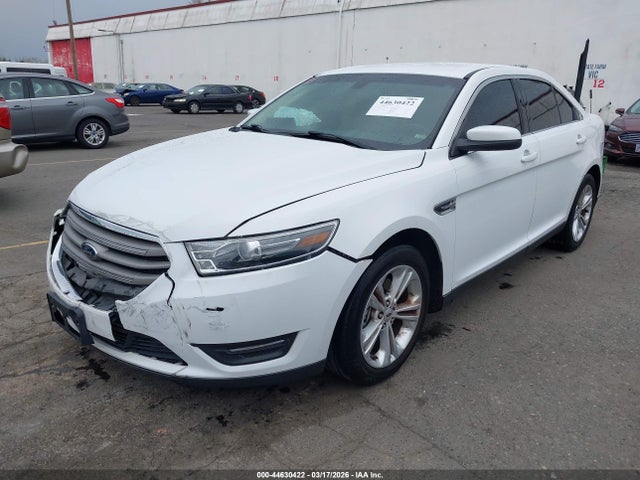 Ford TAURUS SEL 2018 1FAHP2E87JG118814 Image 2