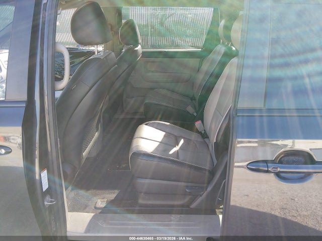 2020 Kia Sedona Ex მანქანა იყიდება აუქციონზე, vin: KNDMB5C19L6609358, აუქციონის ნომერი: 44630465