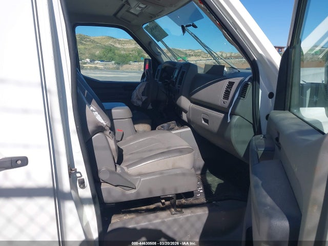 1N6BF0KY7GN811203 Nissan Nv Cargo Nv2500 Hd Sv V6