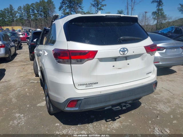 2017 Toyota Highlander Limited მანქანა იყიდება აუქციონზე, vin: 5TDYZRFH8HS234311, აუქციონის ნომერი: 44630509