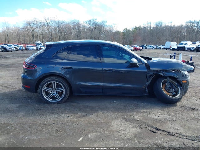 Продаж на аукціоні авто 2017 Porsche Macan, vin: WP1AA2A56HLB04377, номер лоту: 44630530