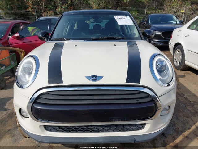 Продаж на аукціоні авто 2018 Mini Hardtop Cooper, vin: WMWXU1C57J2F79560, номер лоту: 44630577