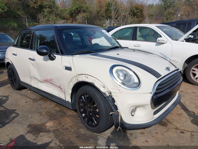 Продаж на аукціоні авто 2018 Mini Hardtop Cooper, vin: WMWXU1C57J2F79560, номер лоту: 44630577