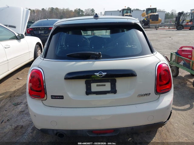 Продаж на аукціоні авто 2018 Mini Hardtop Cooper, vin: WMWXU1C57J2F79560, номер лоту: 44630577