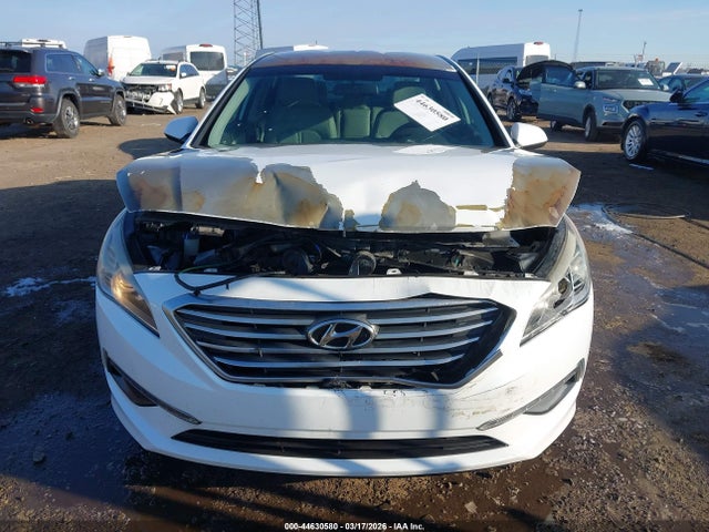 2015 Hyundai Sonata Se მანქანა იყიდება აუქციონზე, vin: 5NPE24AF2FH045396, აუქციონის ნომერი: 44630580