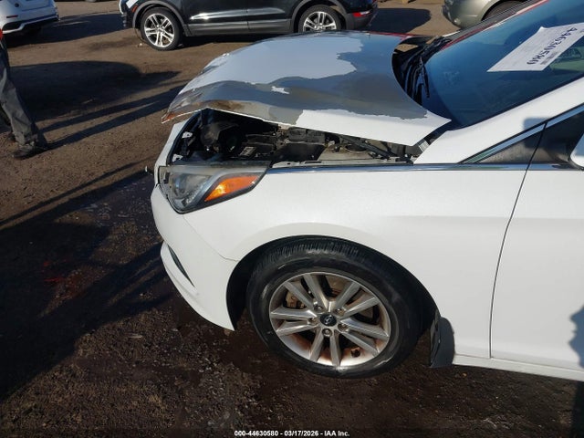 2015 Hyundai Sonata Se მანქანა იყიდება აუქციონზე, vin: 5NPE24AF2FH045396, აუქციონის ნომერი: 44630580