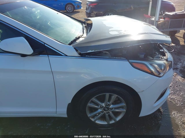 2015 Hyundai Sonata Se მანქანა იყიდება აუქციონზე, vin: 5NPE24AF2FH045396, აუქციონის ნომერი: 44630580