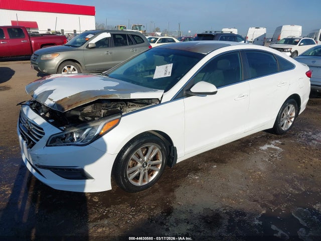 2015 Hyundai Sonata Se მანქანა იყიდება აუქციონზე, vin: 5NPE24AF2FH045396, აუქციონის ნომერი: 44630580