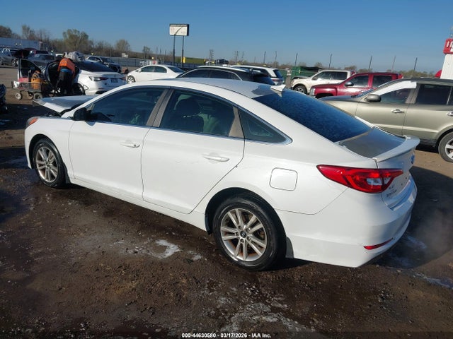 2015 Hyundai Sonata Se მანქანა იყიდება აუქციონზე, vin: 5NPE24AF2FH045396, აუქციონის ნომერი: 44630580
