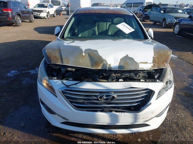 2015 Hyundai Sonata Se მანქანა იყიდება აუქციონზე, vin: 5NPE24AF2FH045396, აუქციონის ნომერი: 44630580