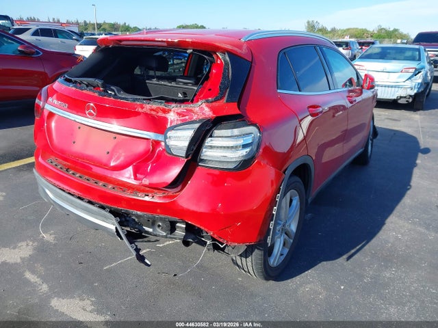 2019 MERCEDES-BENZ GLA 250 WDCTG4EBXKJ553949 Photo 5