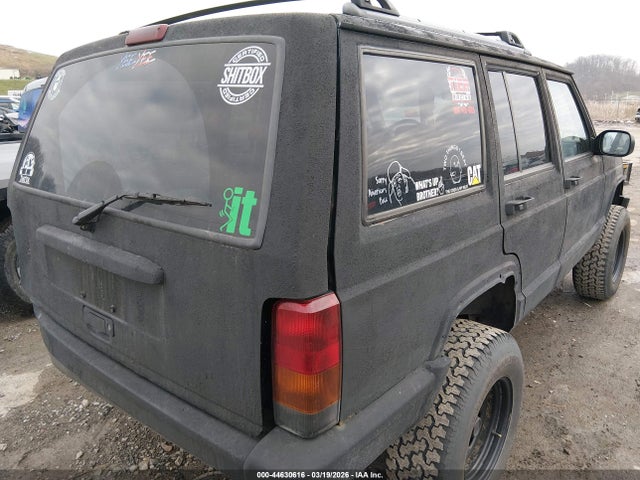 Продажа на аукционе авто 2000 Jeep Cherokee Sport, vin: 1J4FF48S1YL200217, номер лота: 44630616