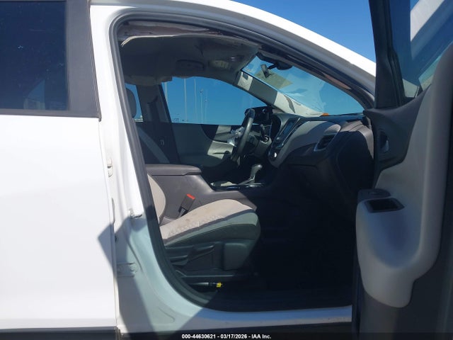 44630621 :رقم المزاد ، 3GNAXHEV6LS621136 vin ، 2020 Chevrolet Equinox Fwd Ls مزاد بيع